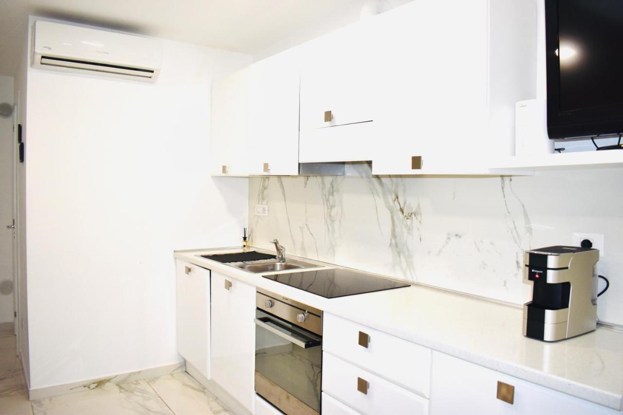Appartamento Chic House Bari Esterno foto