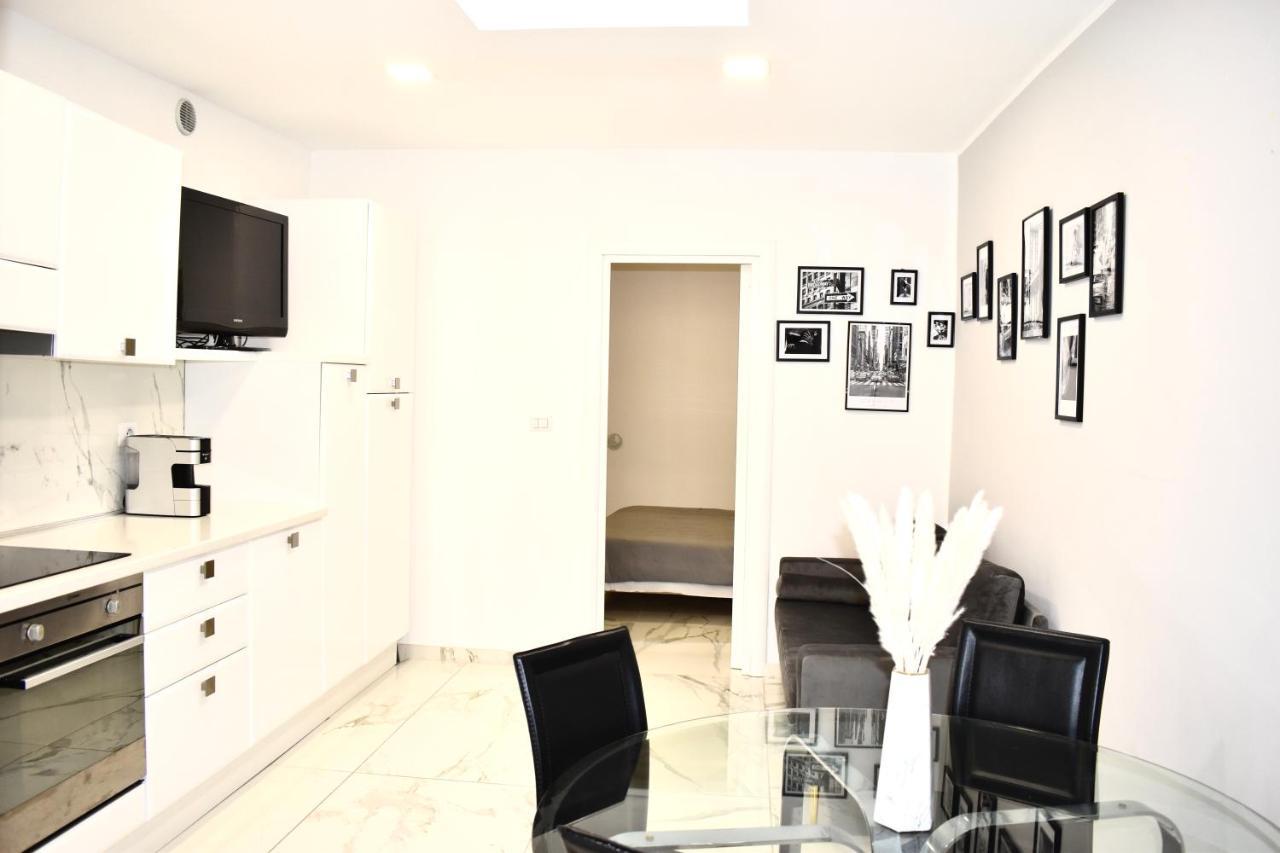Appartamento Chic House Bari Esterno foto