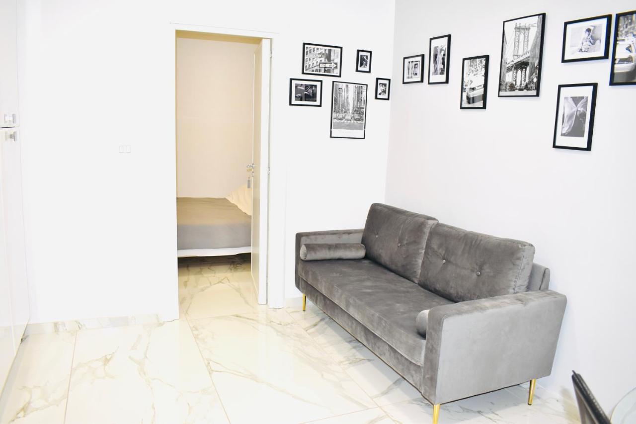 Appartamento Chic House Bari Esterno foto