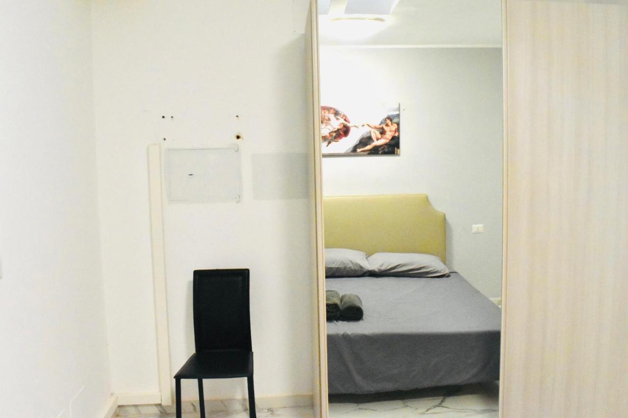 Appartamento Chic House Bari Esterno foto
