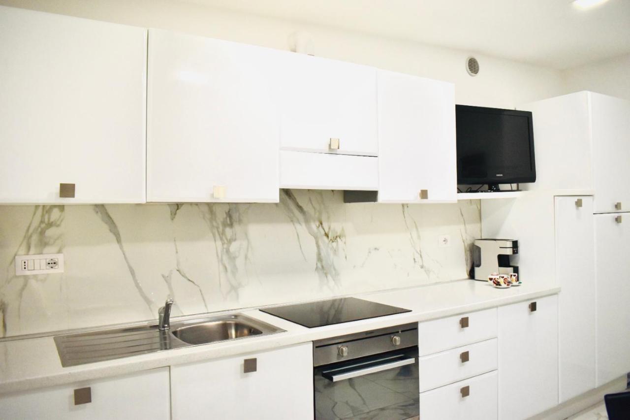 Appartamento Chic House Bari Esterno foto
