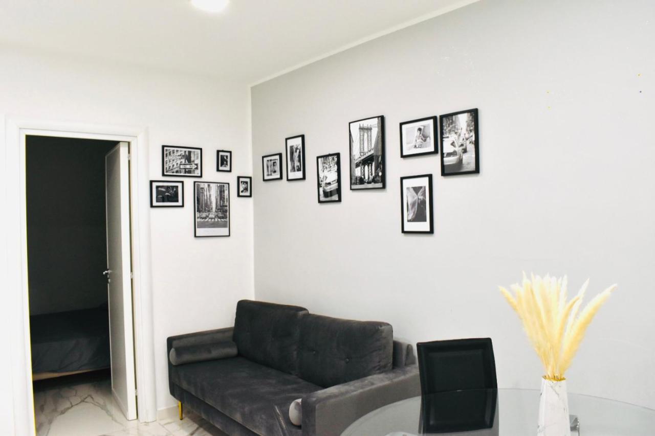 Appartamento Chic House Bari Esterno foto