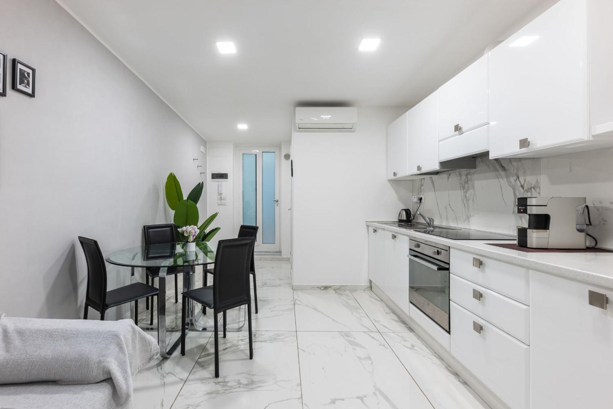 Appartamento Chic House Bari Esterno foto