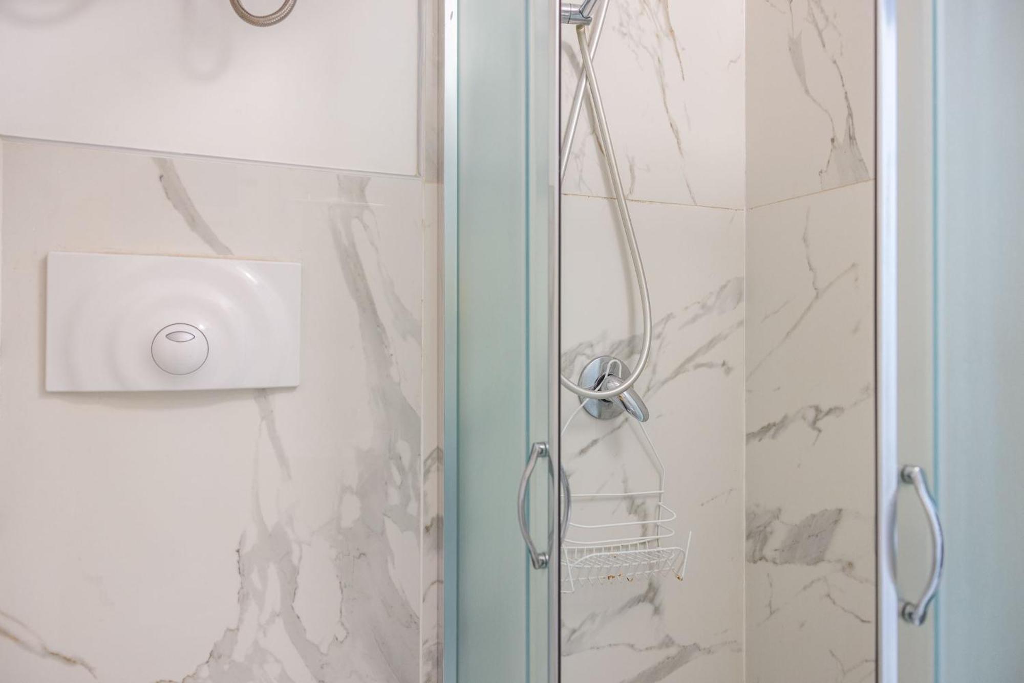 Appartamento Chic House Bari Esterno foto